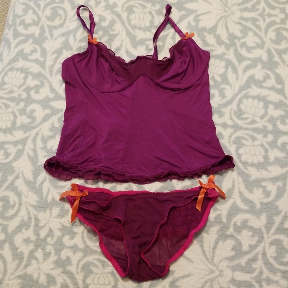 Xhilaration Intimate set